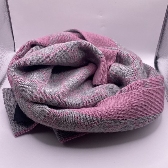 GUCCI reversible 100% wool scarf muffler 💯 authentic - Picture 3 of 12